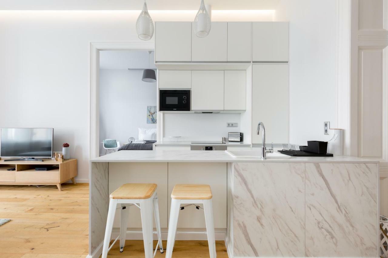 Designer Dream In The Center W 2br/2bath Apartamento *