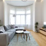 Designer Dream Home In The Center W 2Br/2Bath