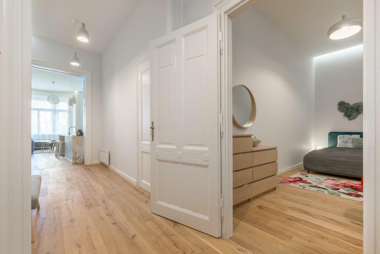 Designer Dream In The Center W 2br/2bath Appartement Budapest